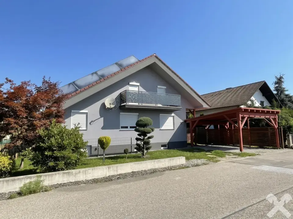 Vielseitiges Ein-/Zweifamilienhaus in sonniger Liebenauer Grünruhelage