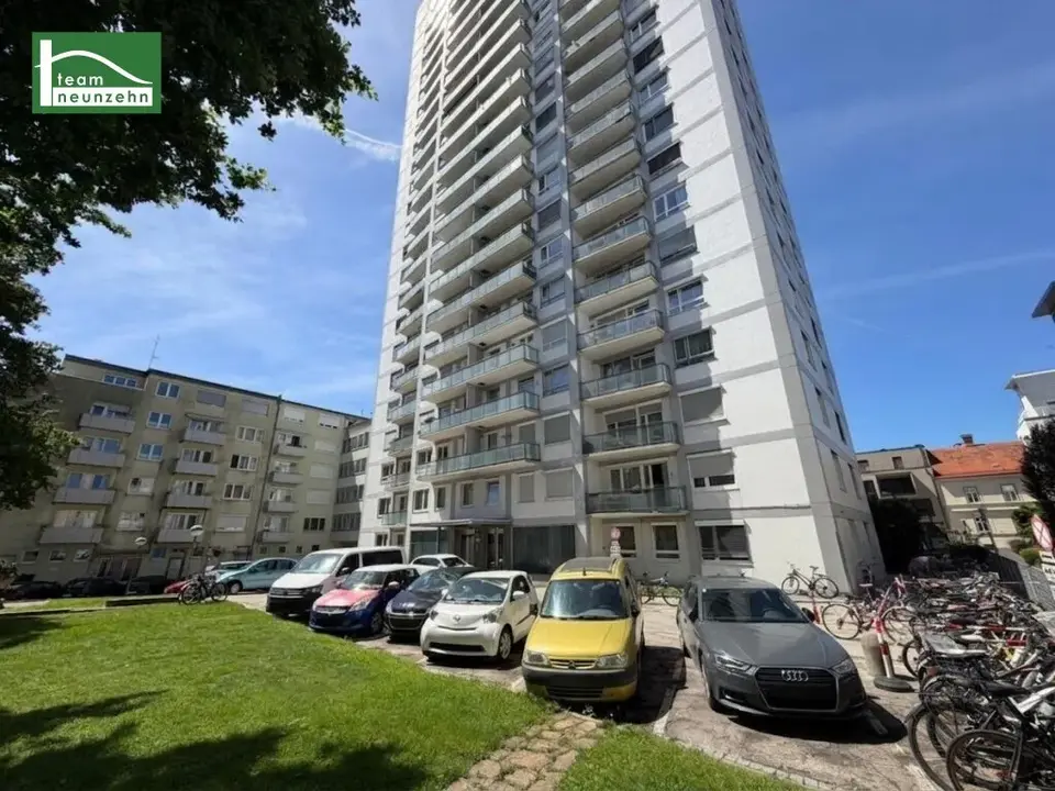 Großzügige 4-Zimmer-Wohnung mit drei Balkonen im 10. Obergeschoss in Graz