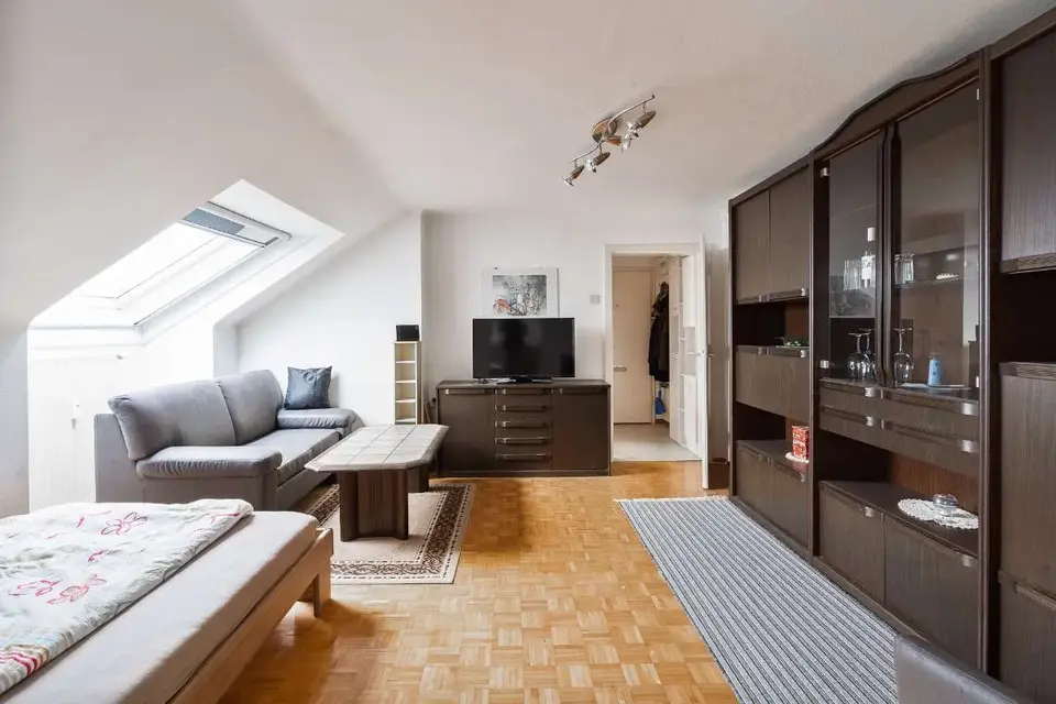 Charmante 2-Zimmer-Wohnung in Top-Lage in Graz-Jakomini | Thermisch saniert | Schnelle Autobahnanbindung - ideal für Pendler