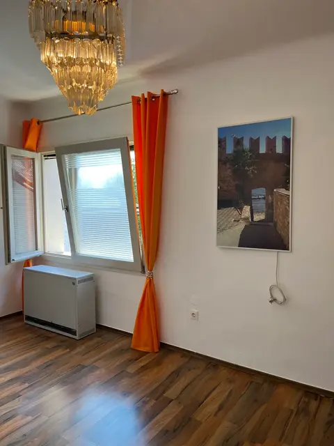 Absolute Ruhelage an der TU Graz! Teilmöblierte Single-/ Anlegerwohnung im Innenhof