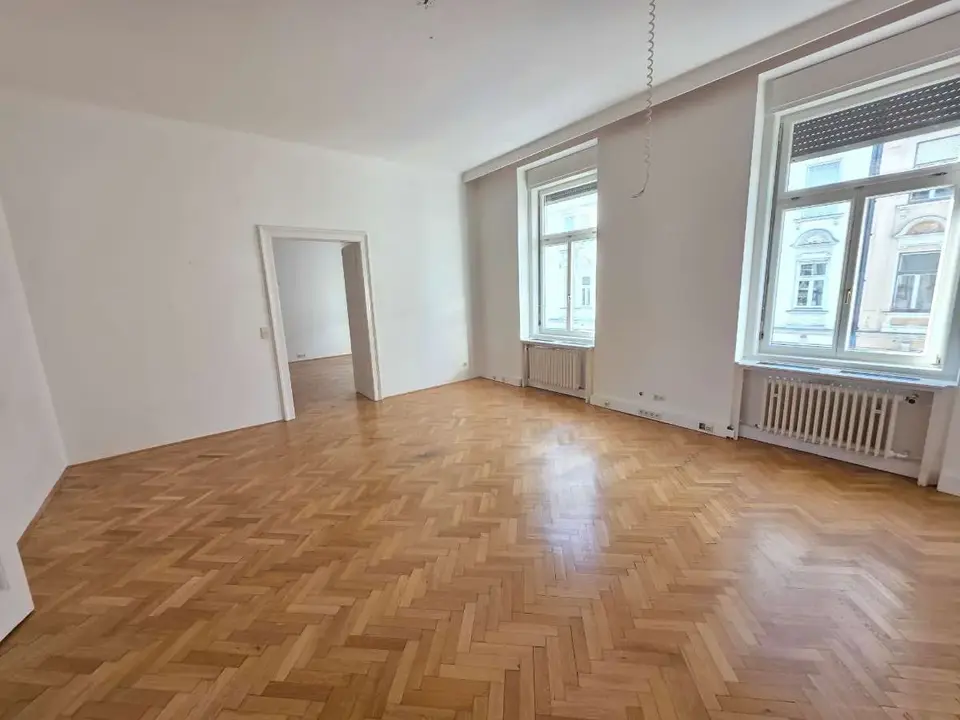 Zentrale Innenstadtwohnung mit 182 m² am Joanneumring