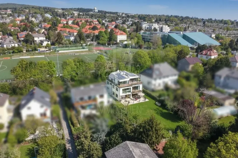 Exklusive Villa (2016) in Ruhelag