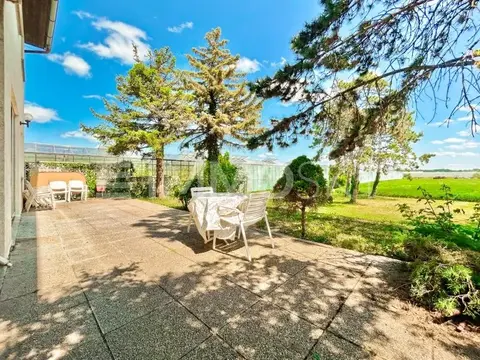 Natur pur nahe Alberner Hafen - Riesiges Grundstück mit Haus!