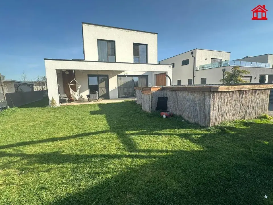 Neuwertiges Einfamilienhaus in sonniger Lage in Seiersberg - Ideal für Familien!