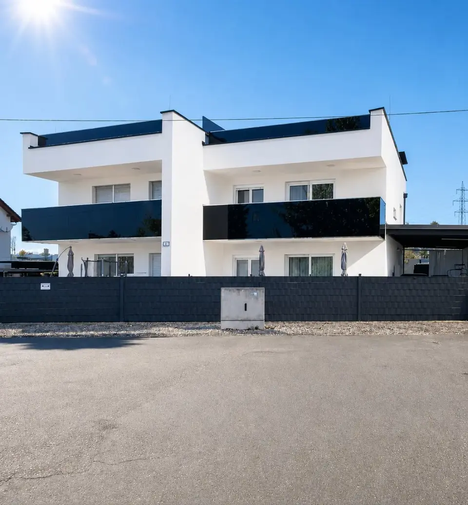 Sehr schöne Wohnung mit Dachterasse