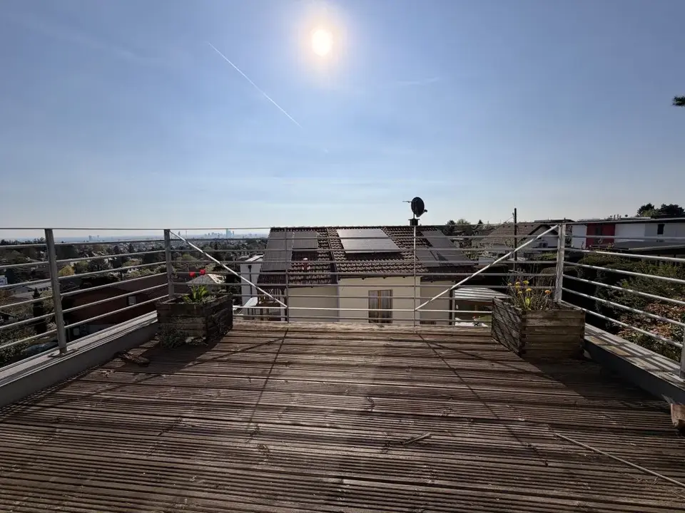 Exklusiver Stadtblick - Charmante Doppelhaushälfte mit individuellem Gestaltungspotenzial!
