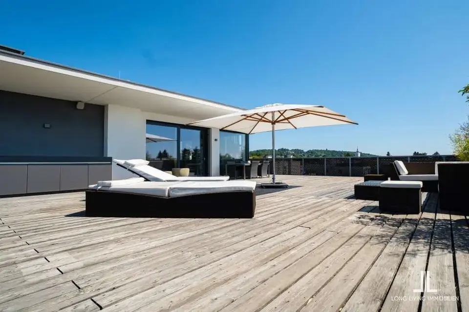 Außergewöhnliches Designer-Penthouse mit Panorama-Terrasse - 2 Tiefgaragenplätzen inklusive!