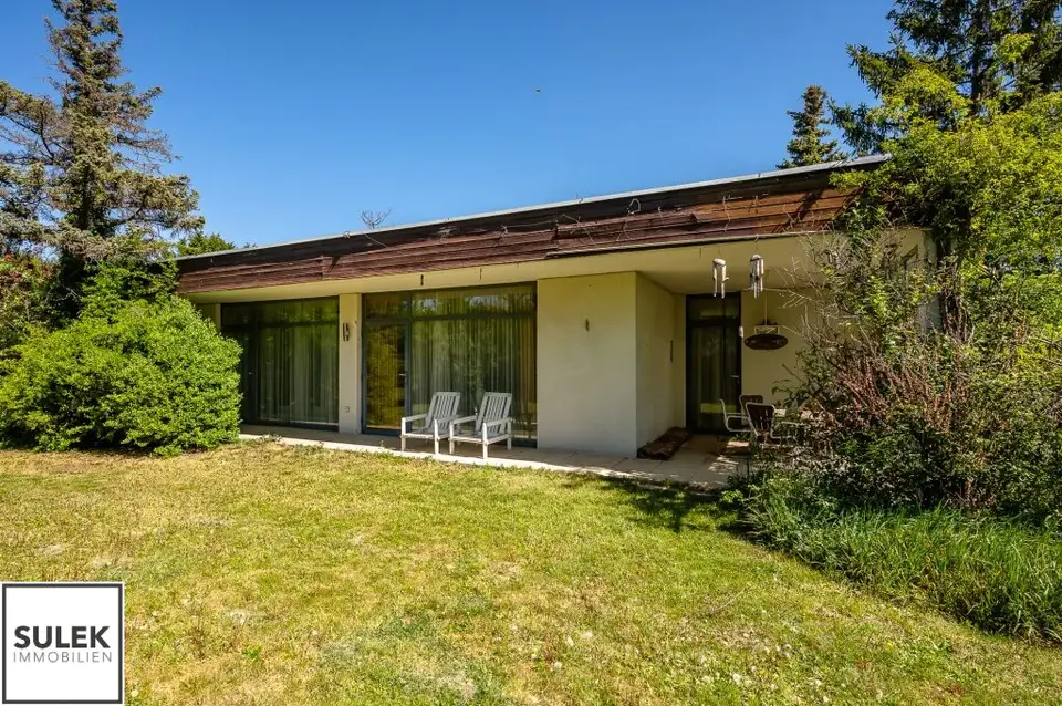 Bungalow mit großem Garten auf außergewöhnlichem Eckgrundstück in Bestlage von Inzersdorf